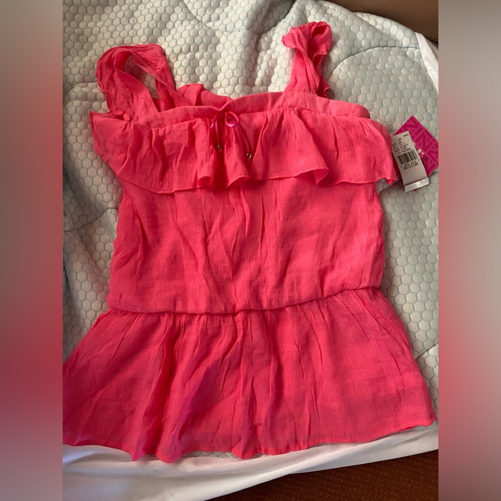 IZ girl bright pink top size (10-12) new with tags